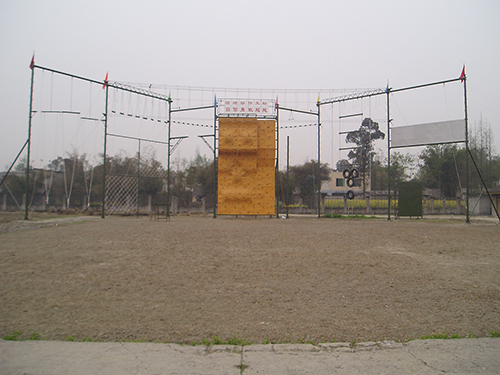 北京心理行为训练器械｜心理行为训练场建设｜空中单杠